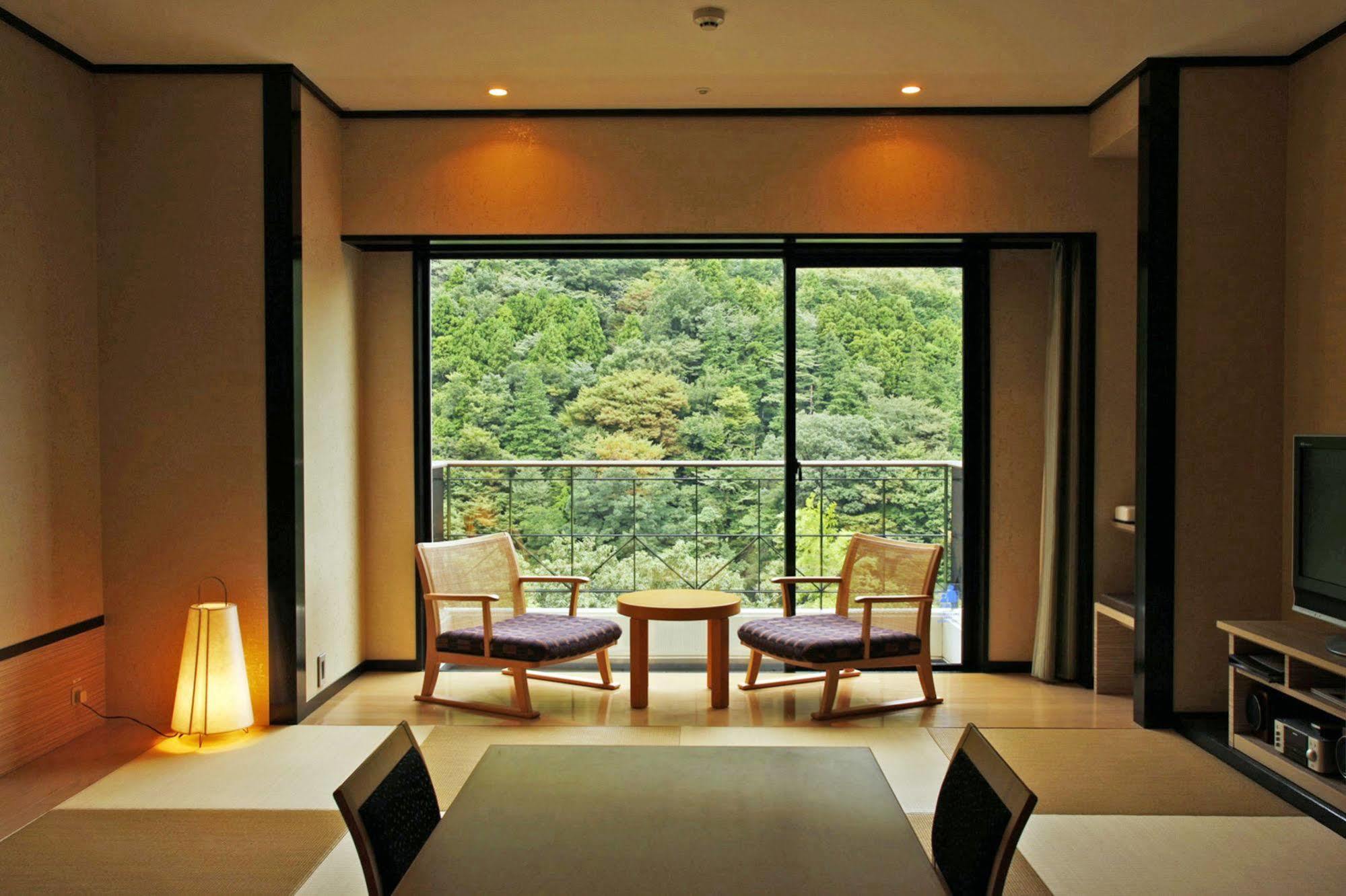 Hotel Hatsuhana Хаконе Екстер'єр фото
